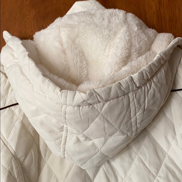 Coat - Picture 4 of 4